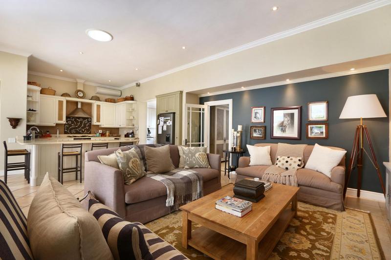 To Let 4 Bedroom Property for Rent in Steenberg Estate Western Cape